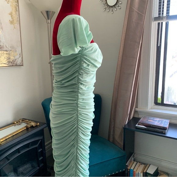 NORMA KAMALI FISHTAIL GOWN - Picture 7 of 16